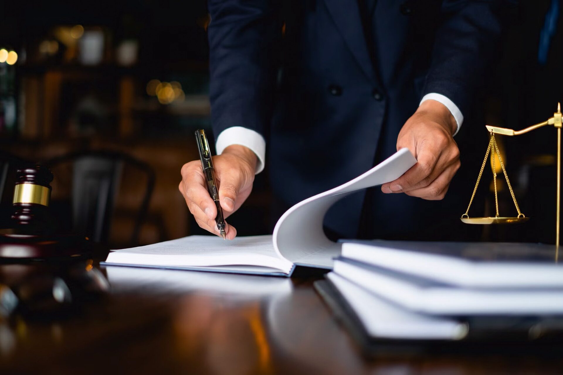 best lawyer for case resolve