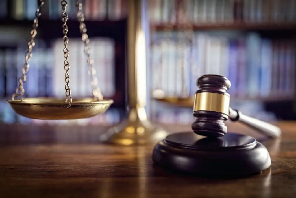 best lawyer service in karachi